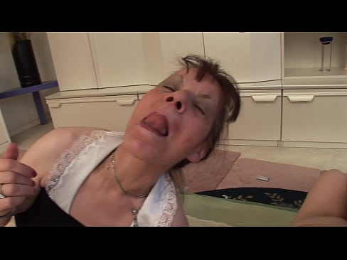 ❤️ Mae gan ddwy nain ac un taid driawd ❤ Just porn wrthon ni ☑
