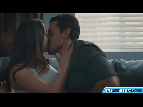 ❤️ Rhyw rhamantus gyda mam busty dda ❤ Just porn wrthon ni ☑